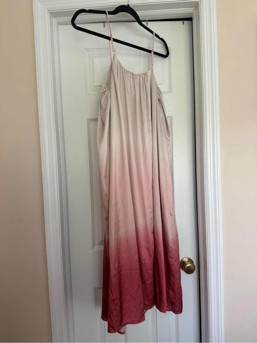 Ombre Pink to Blush Spaghetti Strap Nightgown - Picture 3 of 3